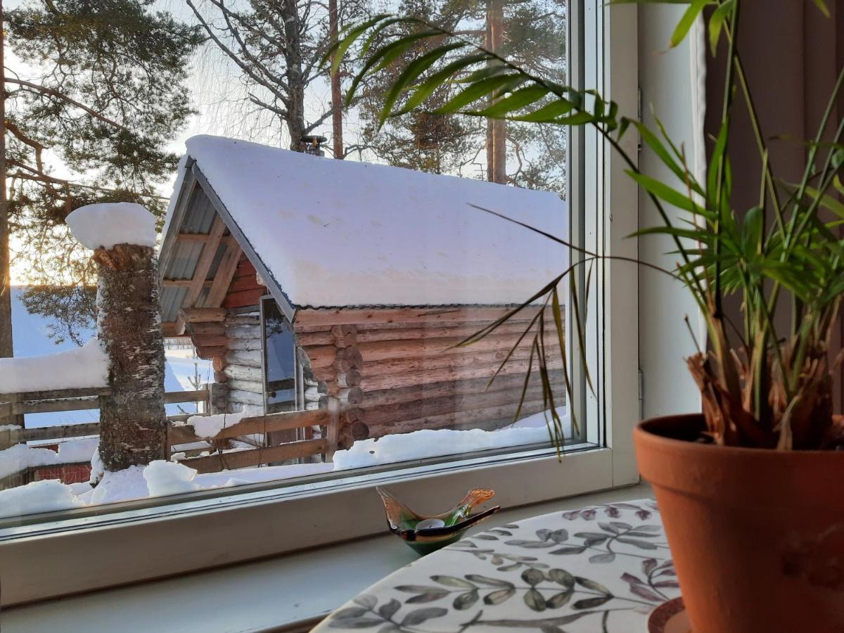 Kalix Riverside Inn, Farm Timbering ภายนอก รูปภาพ