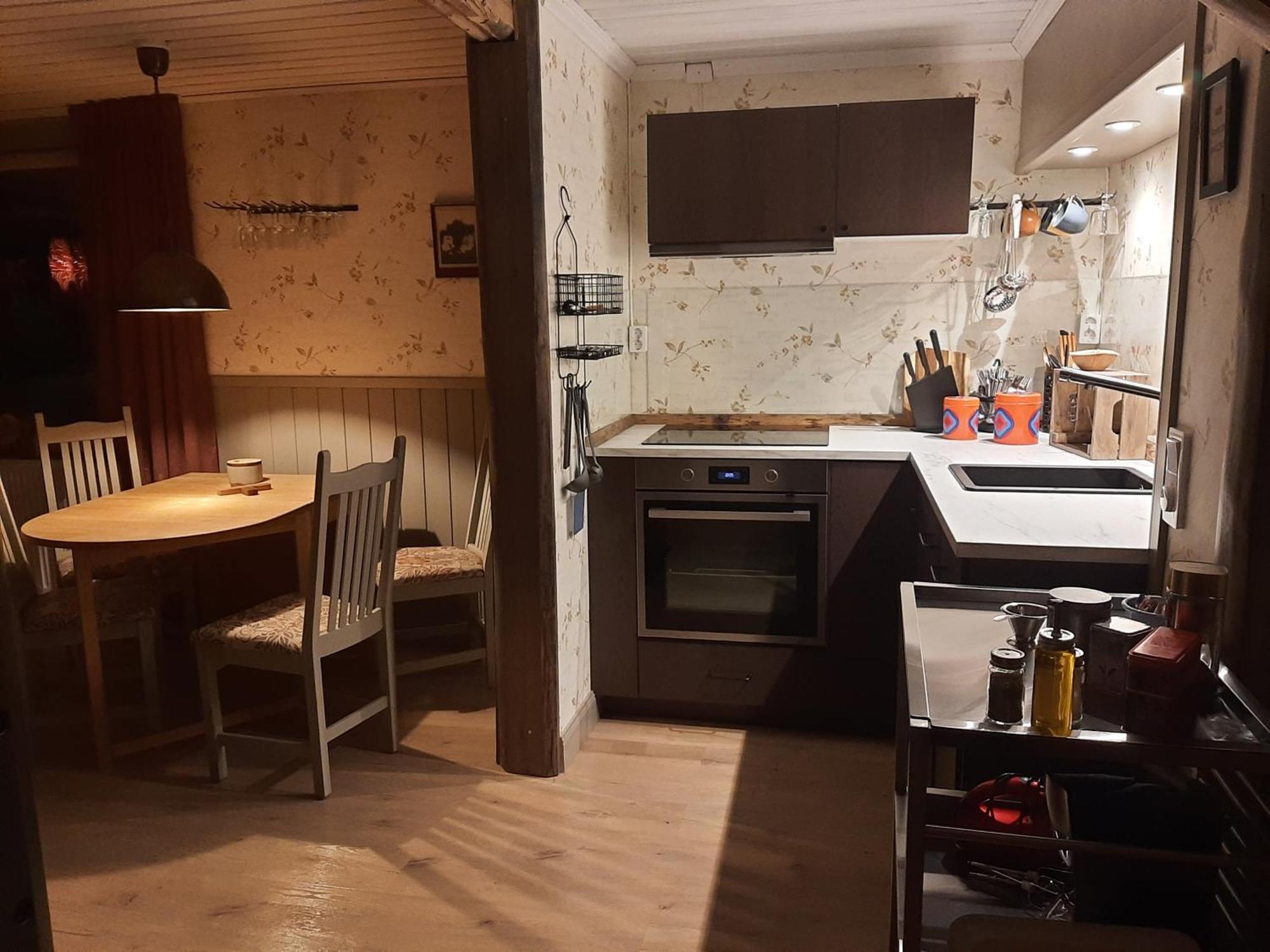 Kalix Riverside Inn, Farm Timbering ภายนอก รูปภาพ