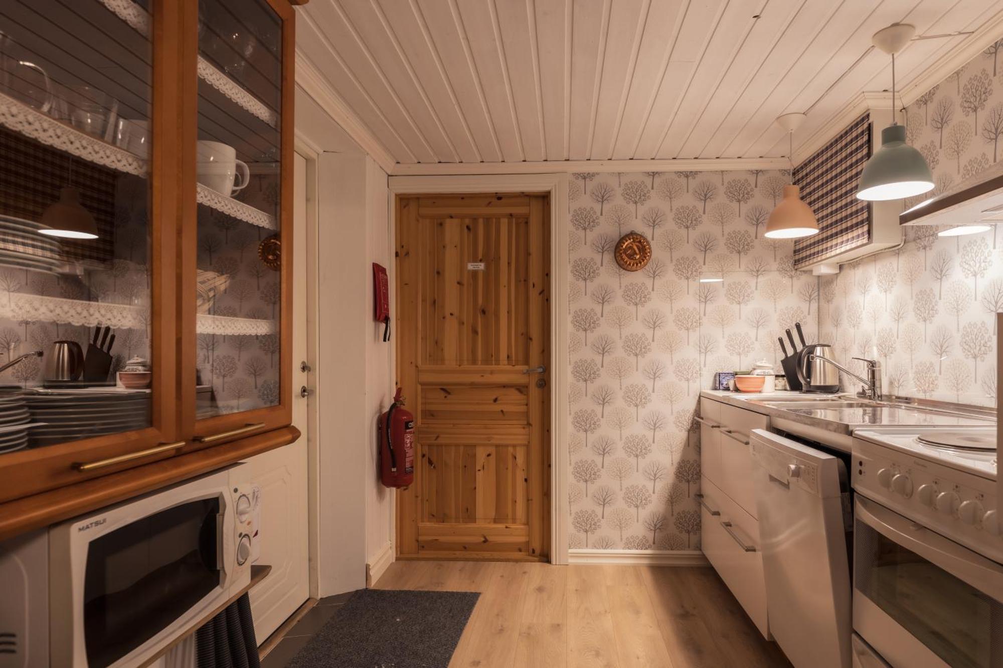 Kalix Riverside Inn, Farm Timbering ภายนอก รูปภาพ