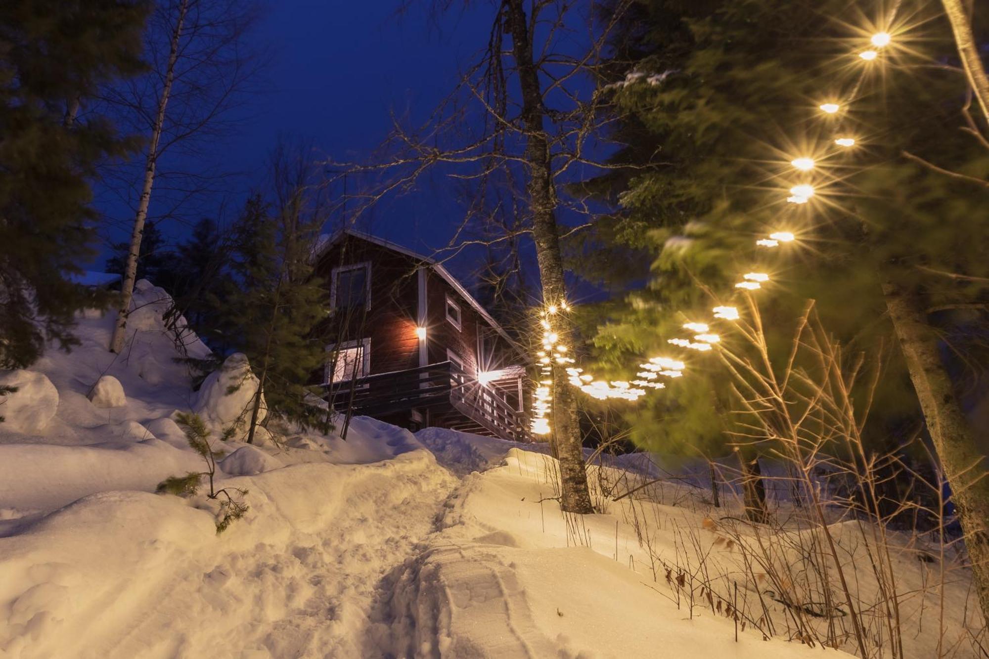 Kalix Riverside Inn, Farm Timbering ภายนอก รูปภาพ